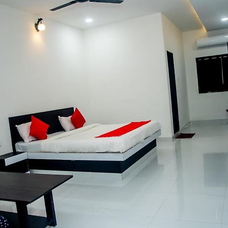 Hotel Deendayal Korba ภายนอก รูปภาพ
