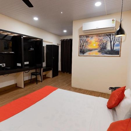 Hotel Deendayal Korba ภายนอก รูปภาพ