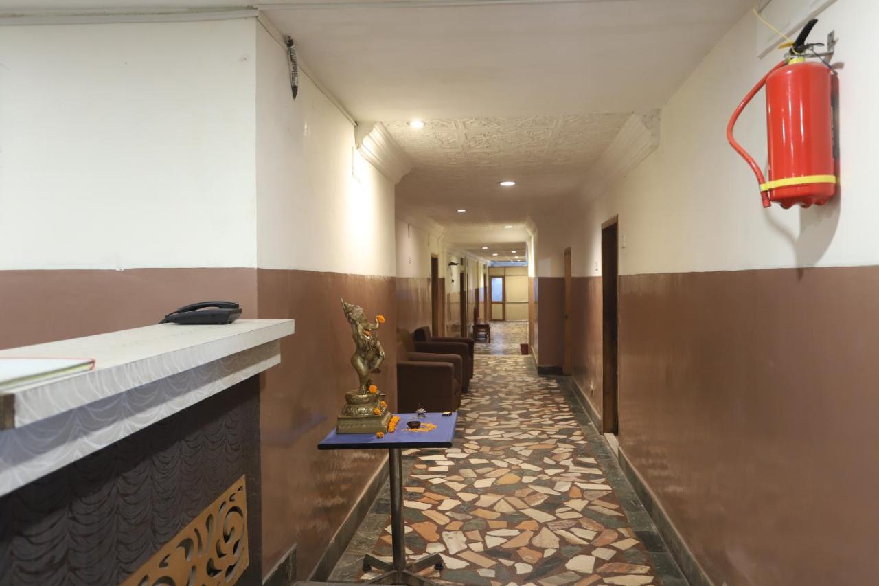 Hotel Deendayal Korba ภายนอก รูปภาพ