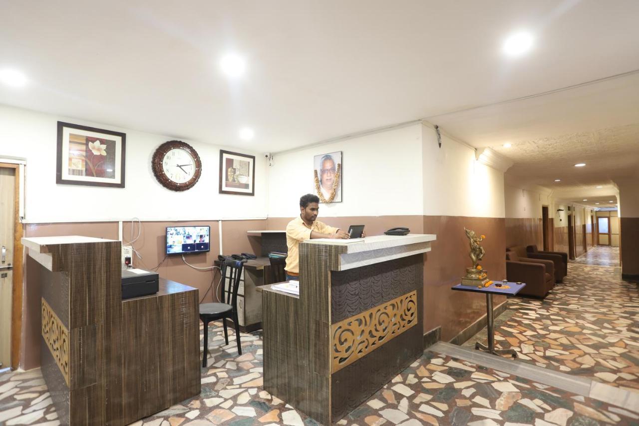 Hotel Deendayal Korba ภายนอก รูปภาพ