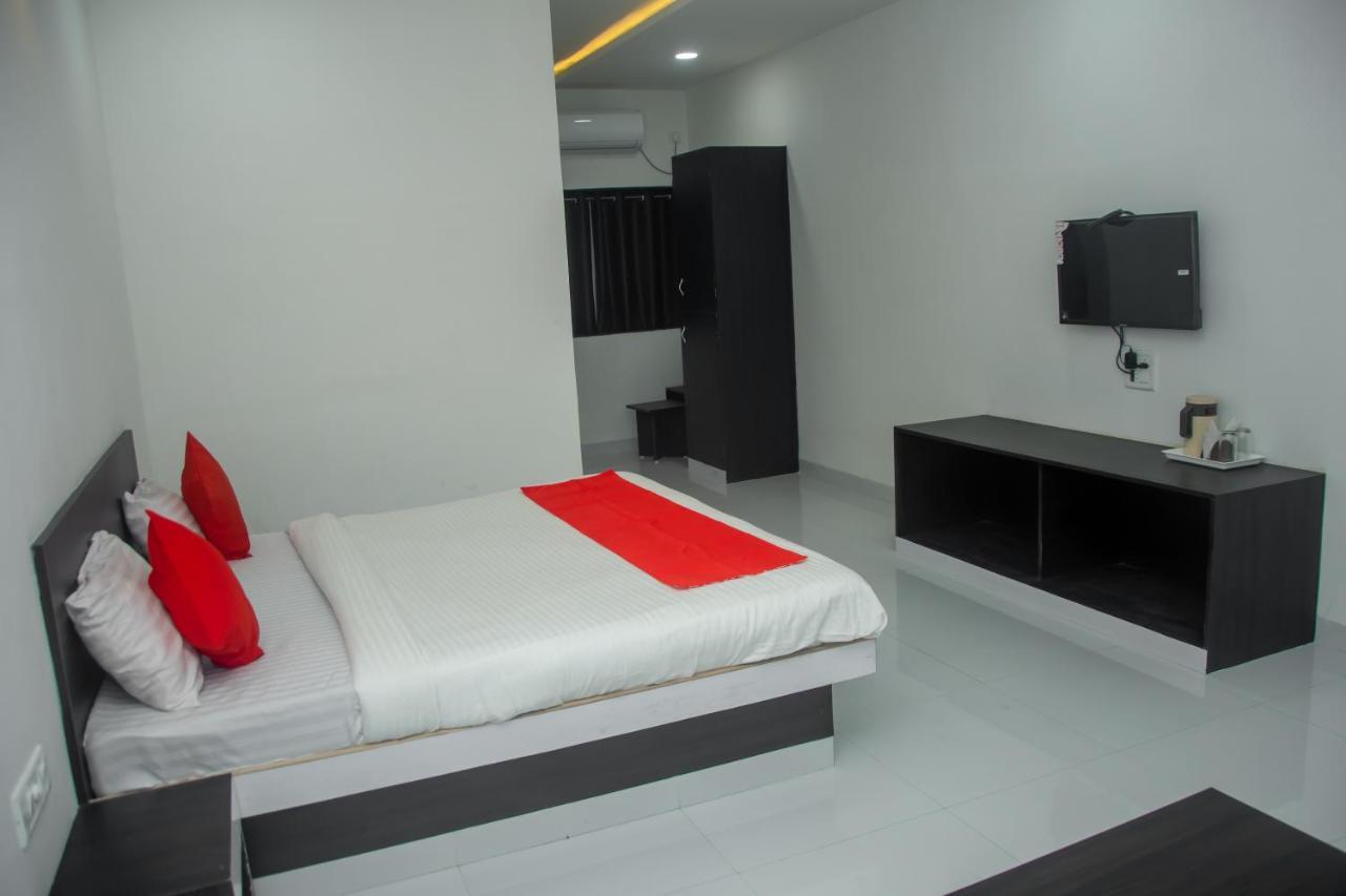 Hotel Deendayal Korba ภายนอก รูปภาพ