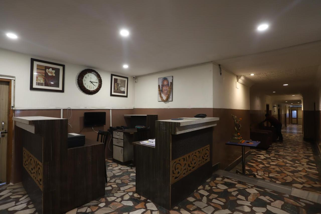 Hotel Deendayal Korba ภายนอก รูปภาพ